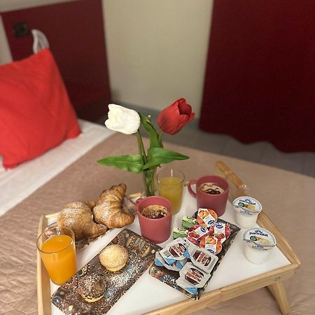 Victoria Hotel Pomigliano d'Arco Zewnętrze zdjęcie
