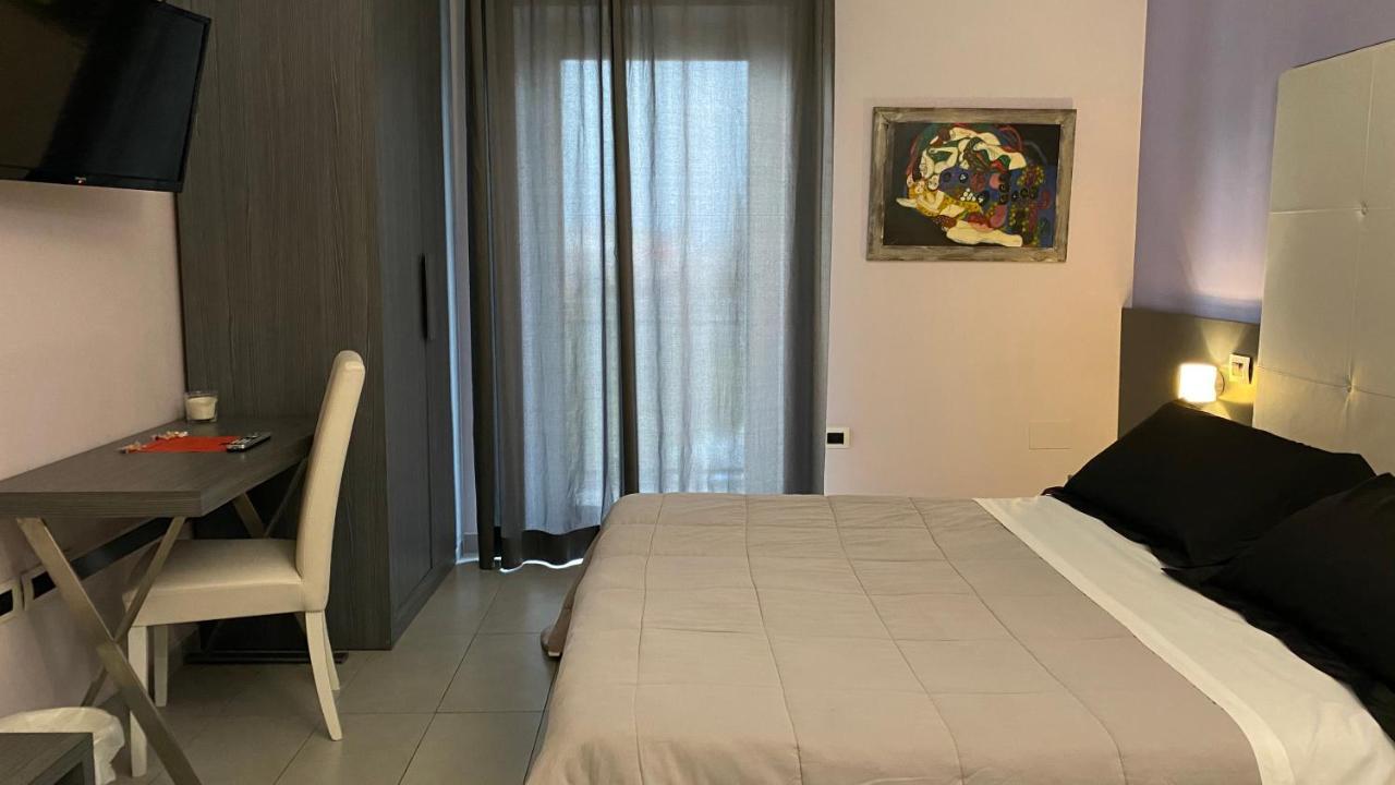 Victoria Hotel Pomigliano d'Arco Zewnętrze zdjęcie