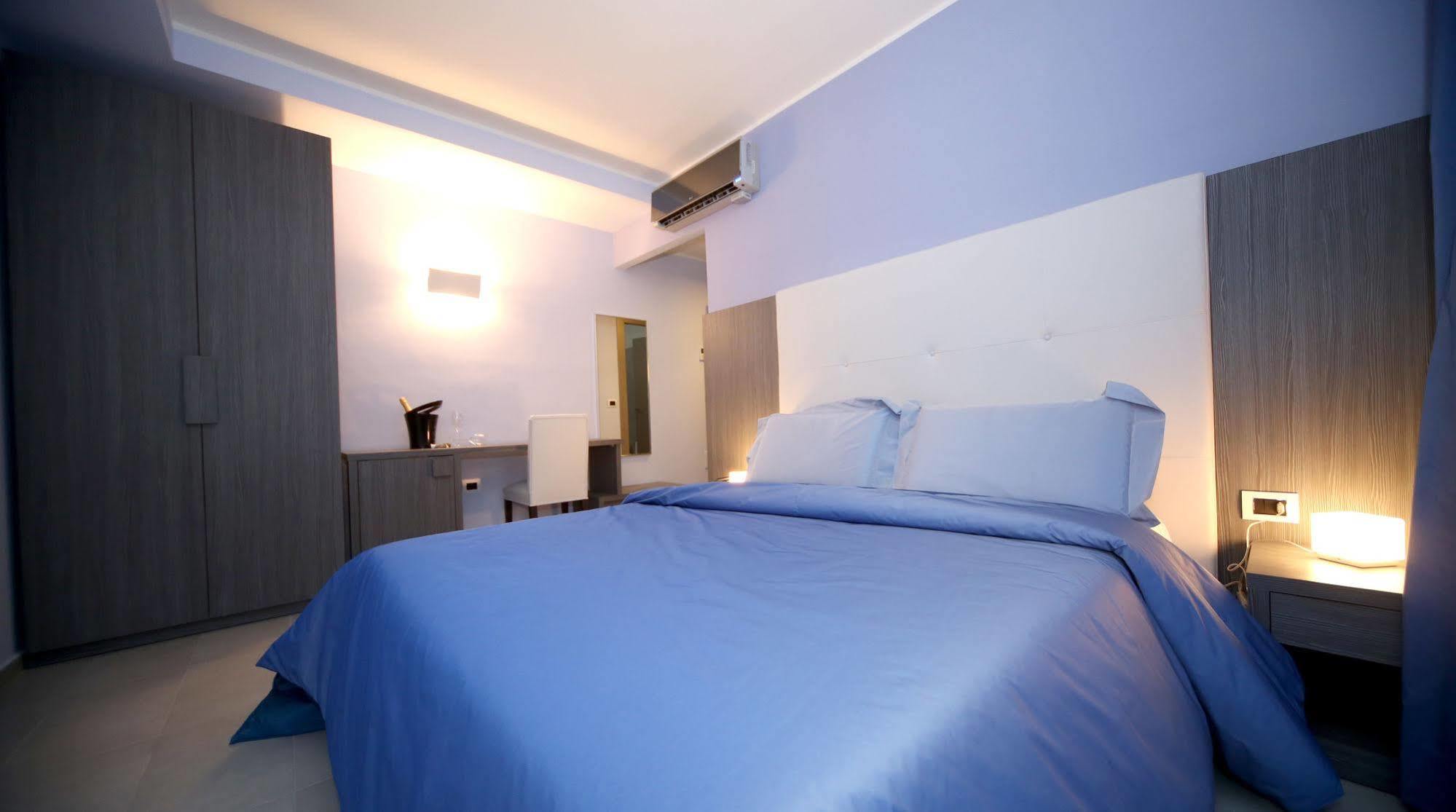Victoria Hotel Pomigliano d'Arco Zewnętrze zdjęcie