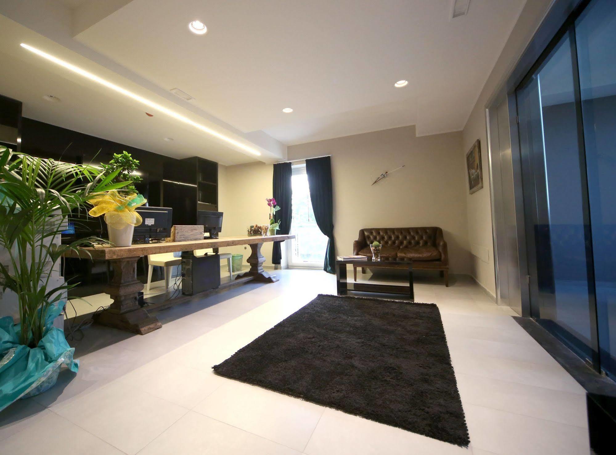 Victoria Hotel Pomigliano d'Arco Zewnętrze zdjęcie